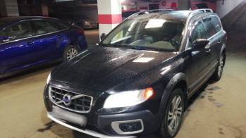 Volvo XC70 II