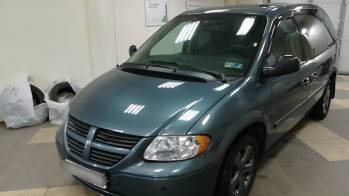 Dodge Caravan IV