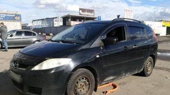 Mazda 5 I (CR) 1.8 MT (115 л.с.) [2007]