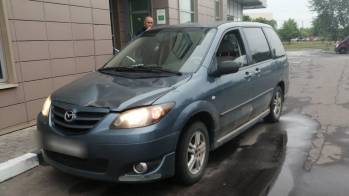 Mazda MPV II (LW) Рестайлинг 3.0 AT (203 л.с.) [2004]