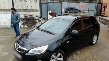 Opel Astra J