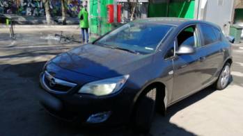 Opel Astra J 1.6 AT (115 л.с.) [2010]