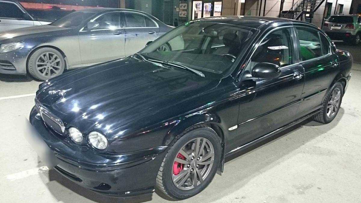 Jaguar X-Type