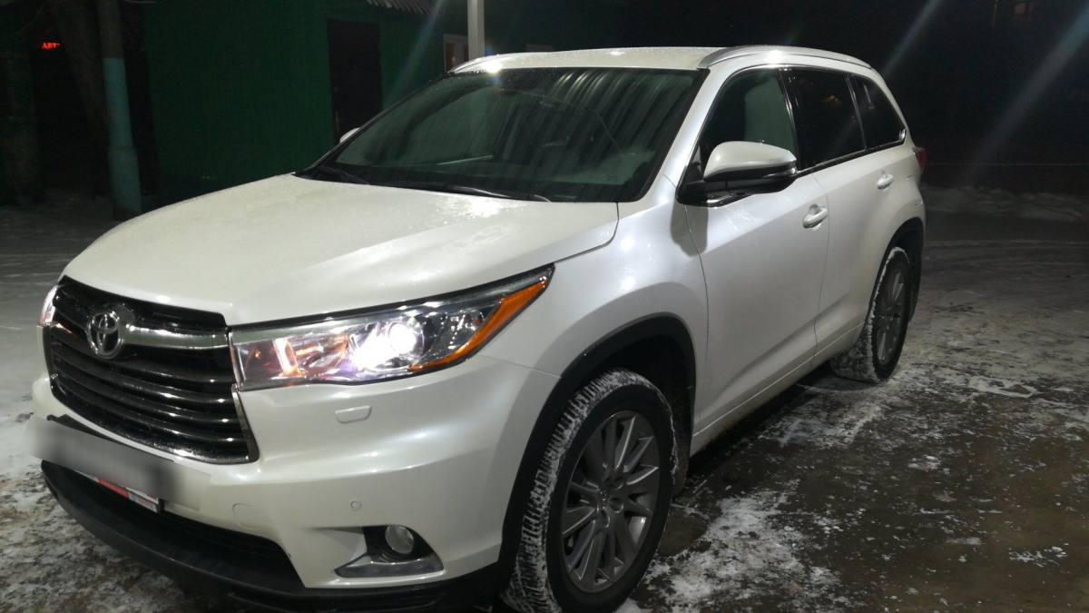 Toyota Highlander III (U50)