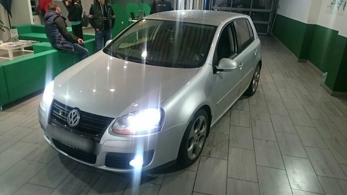 Volkswagen Golf V