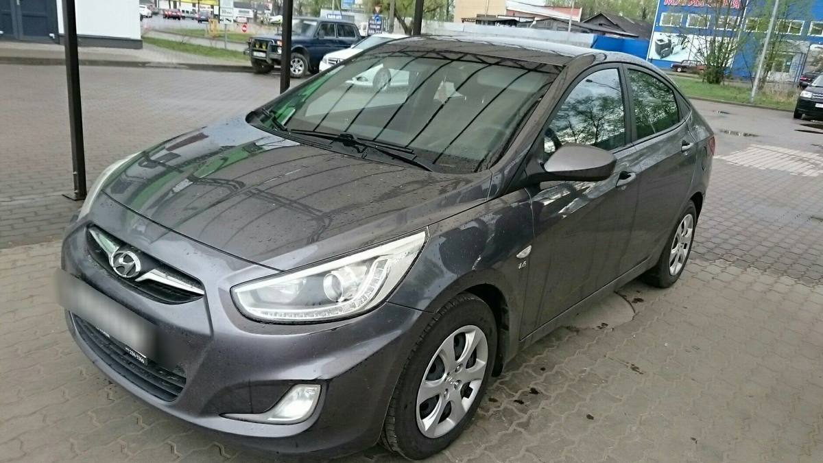 Hyundai Solaris I 1.6 AT (123 л.с.) [2013] 2013