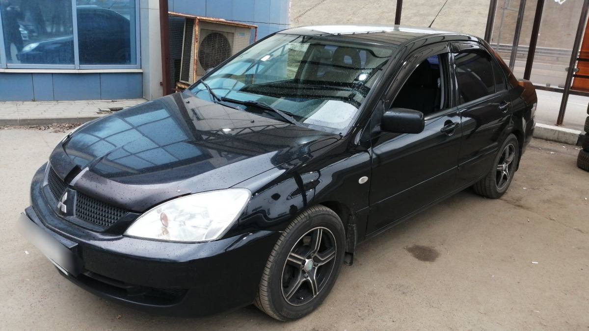 Mitsubishi Lancer IX 2005