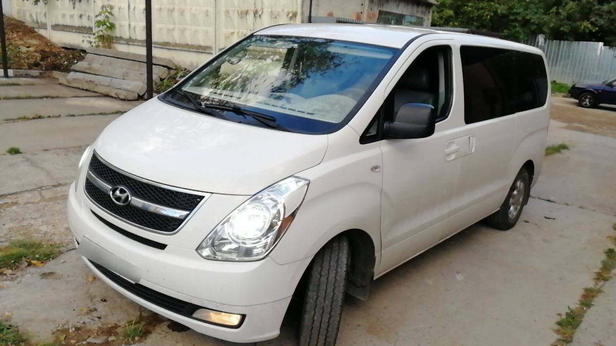 Hyundai Starex (H-1) II