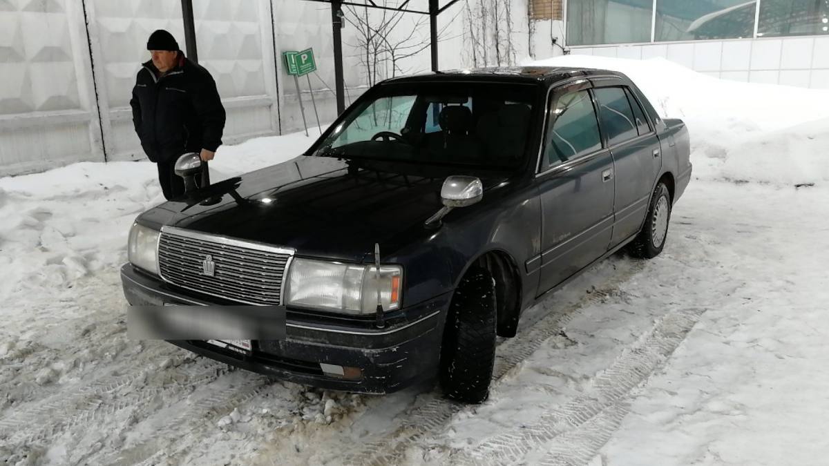 Toyota Crown X (S150)