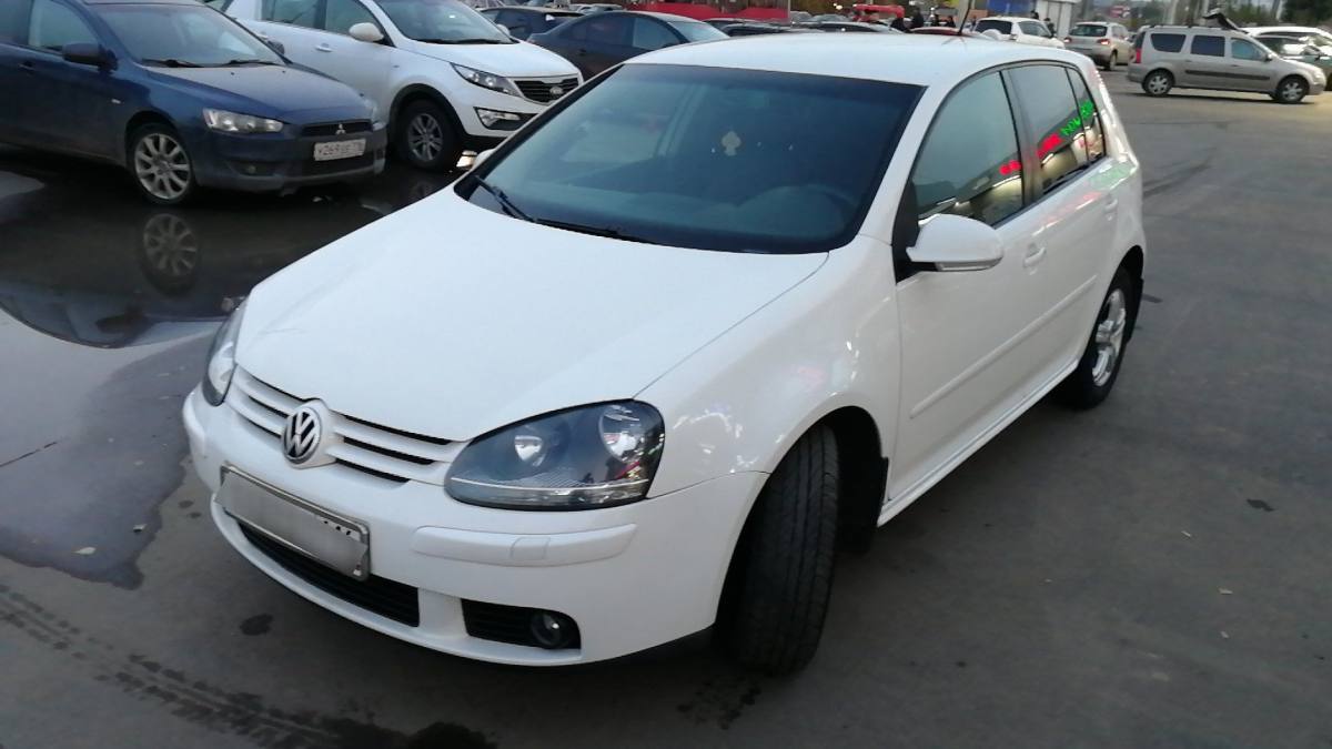 Volkswagen Golf V