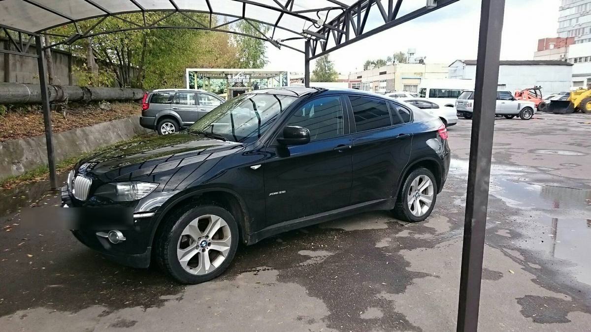 BMW X6 I (E71)