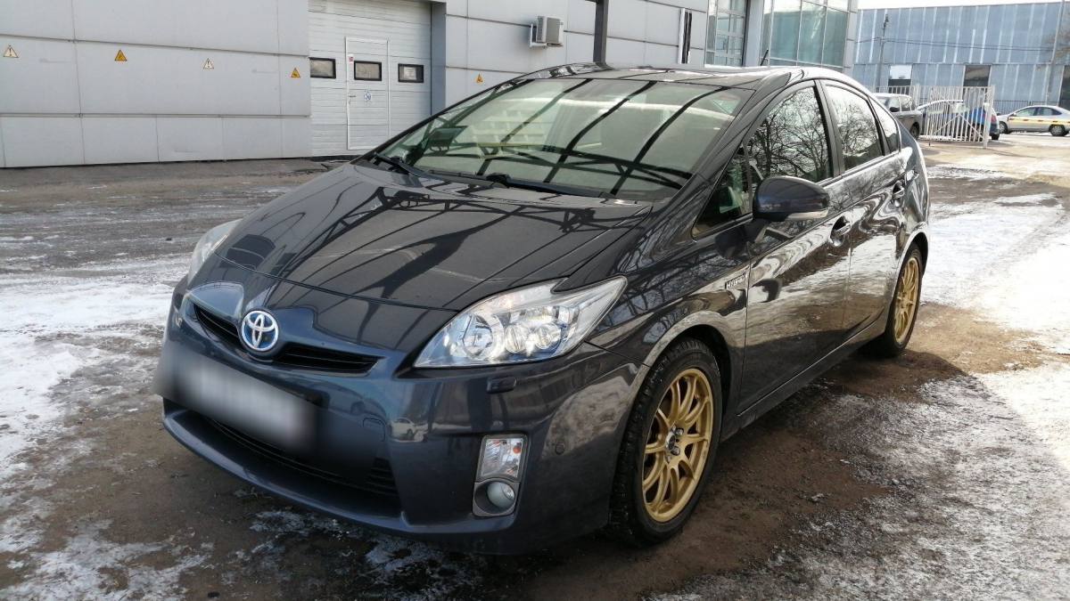 Toyota Prius III (ZVW30/35)