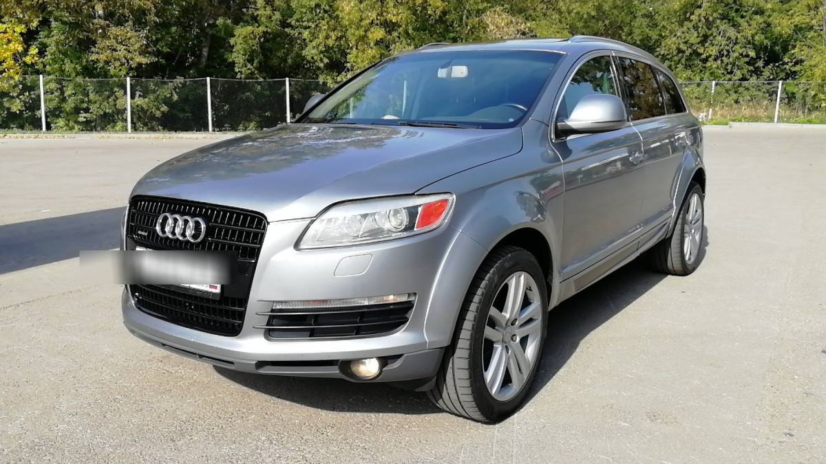 Audi Q7 I