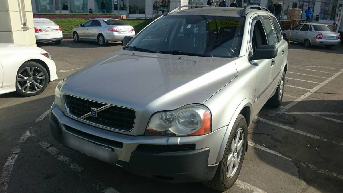 Volvo XC90 I