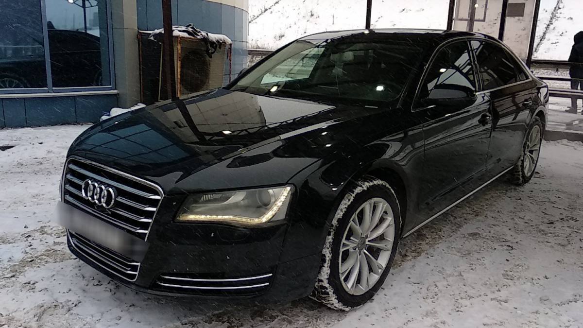 Audi A8 III (D4)