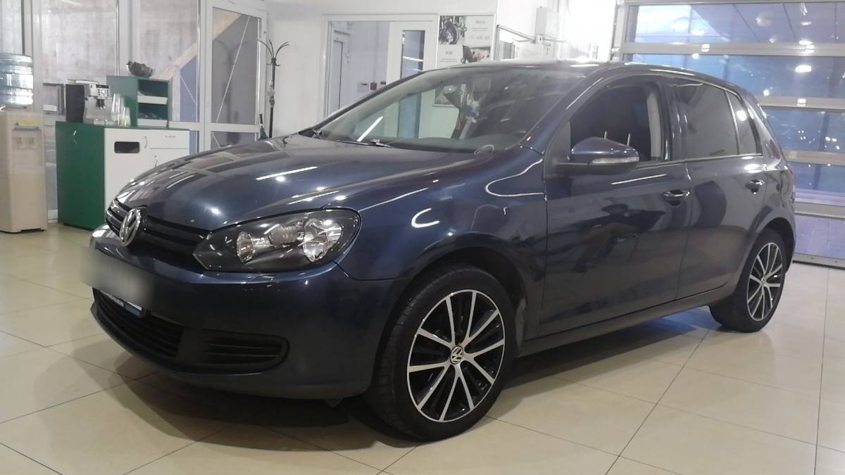 Volkswagen Golf VI