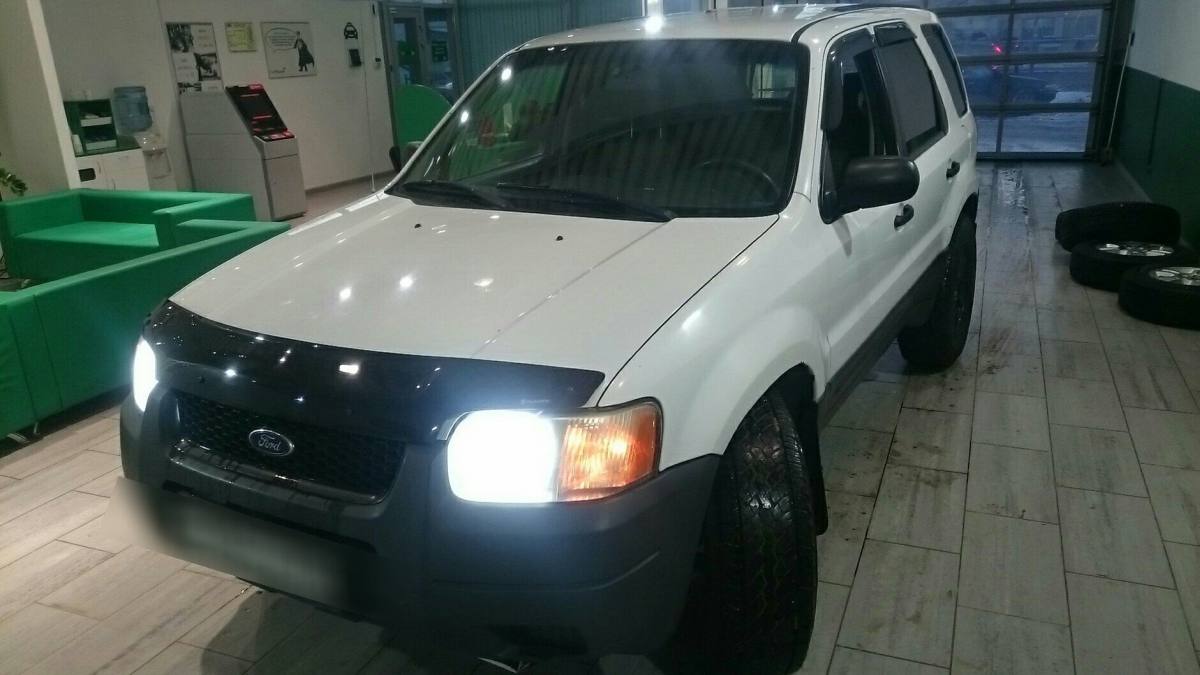 Ford Escape I