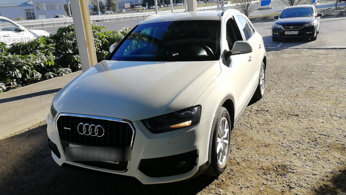 Audi Q3 I