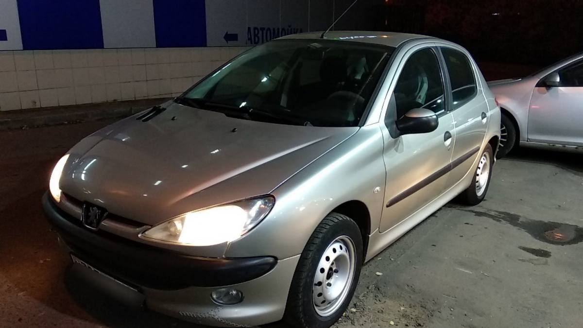 Peugeot 206