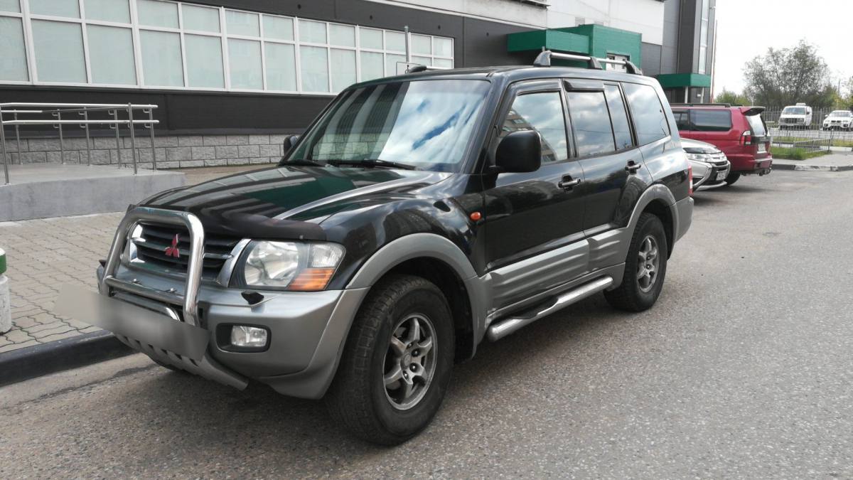 Mitsubishi Pajero III