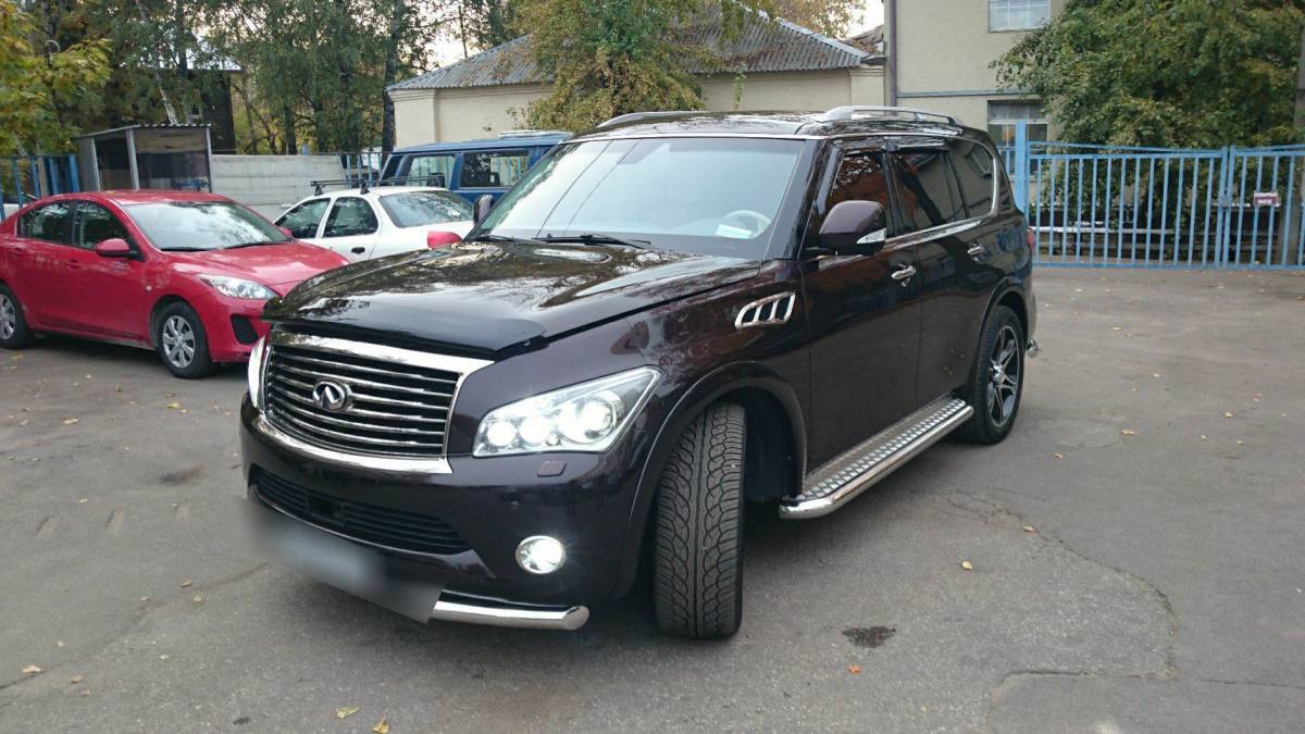 Infiniti QX56 II