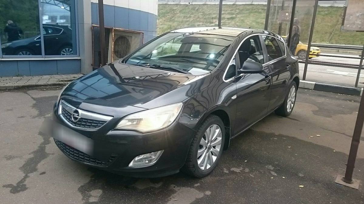 Opel Astra J