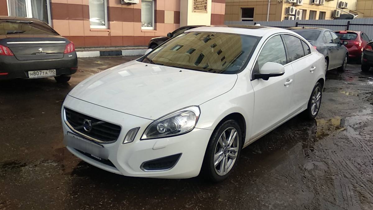 Volvo S60 II