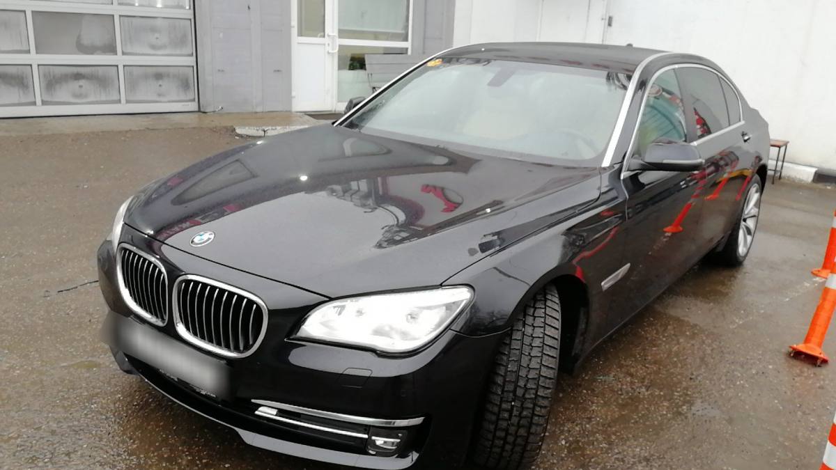 BMW 7er V (F01/F02/F04) Рестайлинг