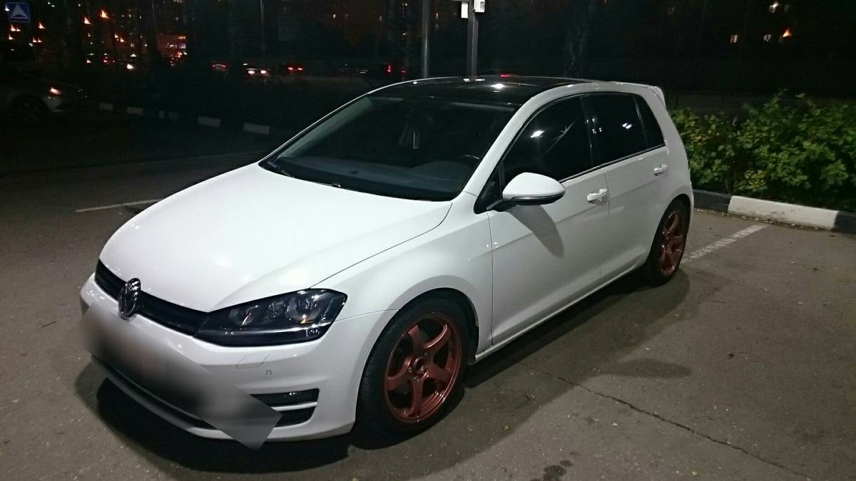 Volkswagen Golf VII