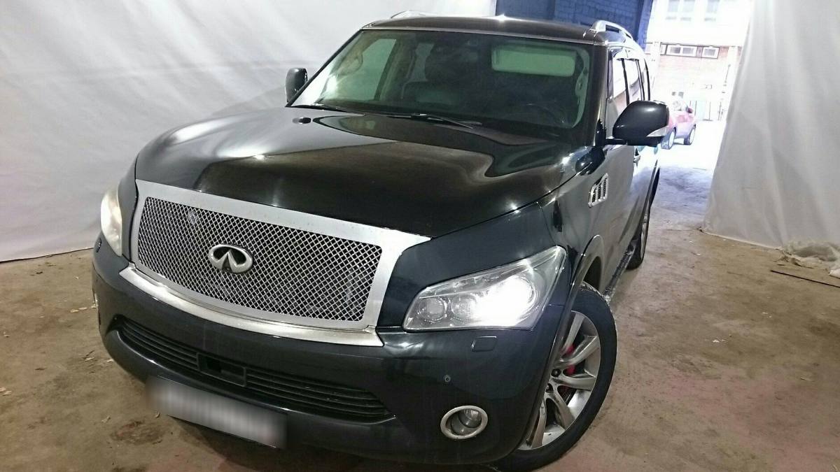 Infiniti QX56 II