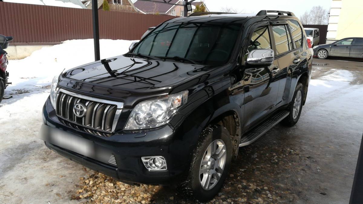 Toyota Land Cruiser Prado 150 Series 2011