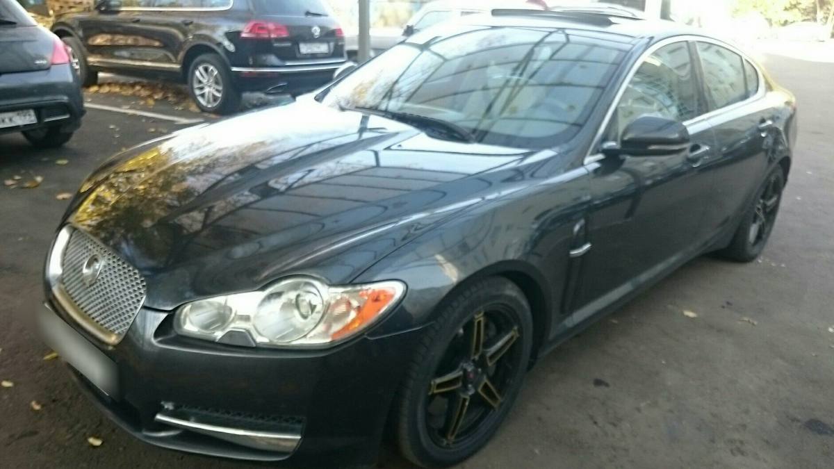 Jaguar XF I