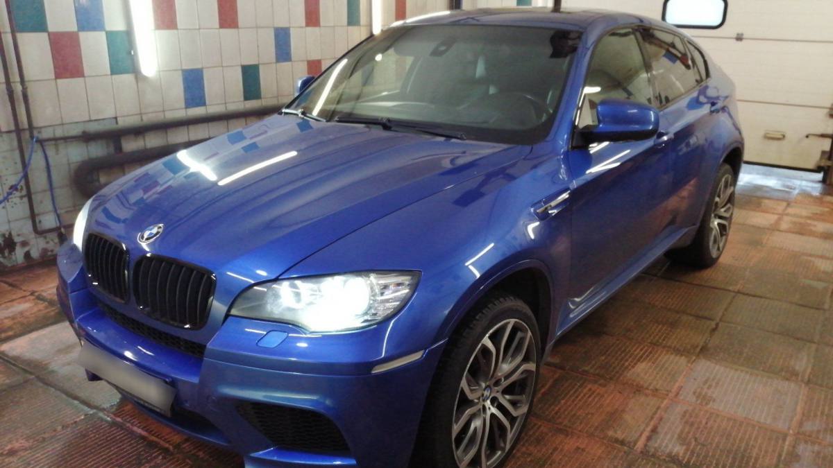 BMW X6 M I (E71) 2010