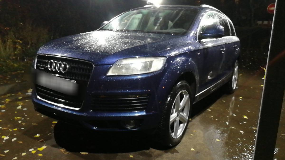 Audi Q7 I