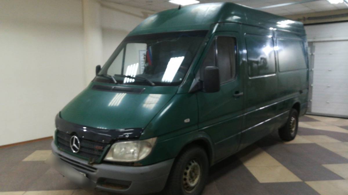 Mercedes-Benz Sprinter 2т Фургон