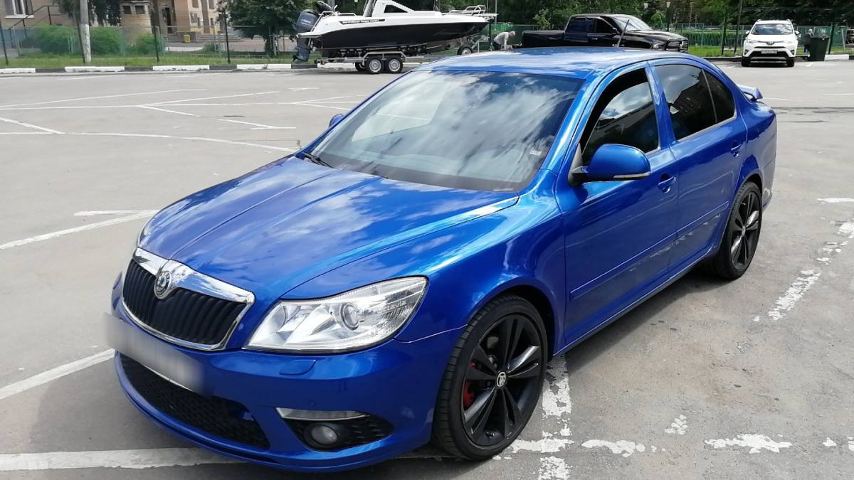 Skoda Octavia RS II Рестайлинг 2.0 AT (200 л.с.) [2012] 2012