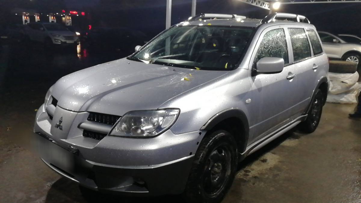 Mitsubishi Outlander I