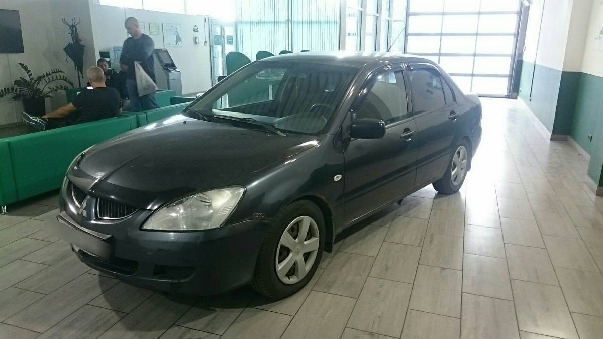 Mitsubishi Lancer IX