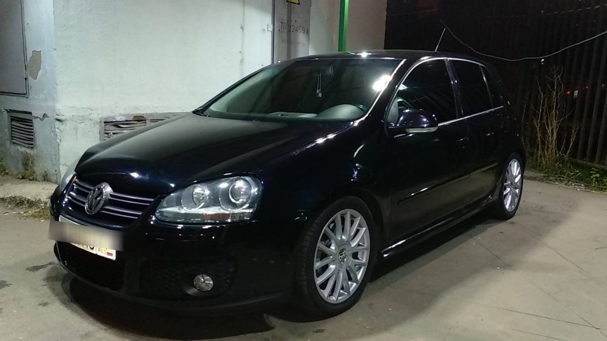 Volkswagen Golf V