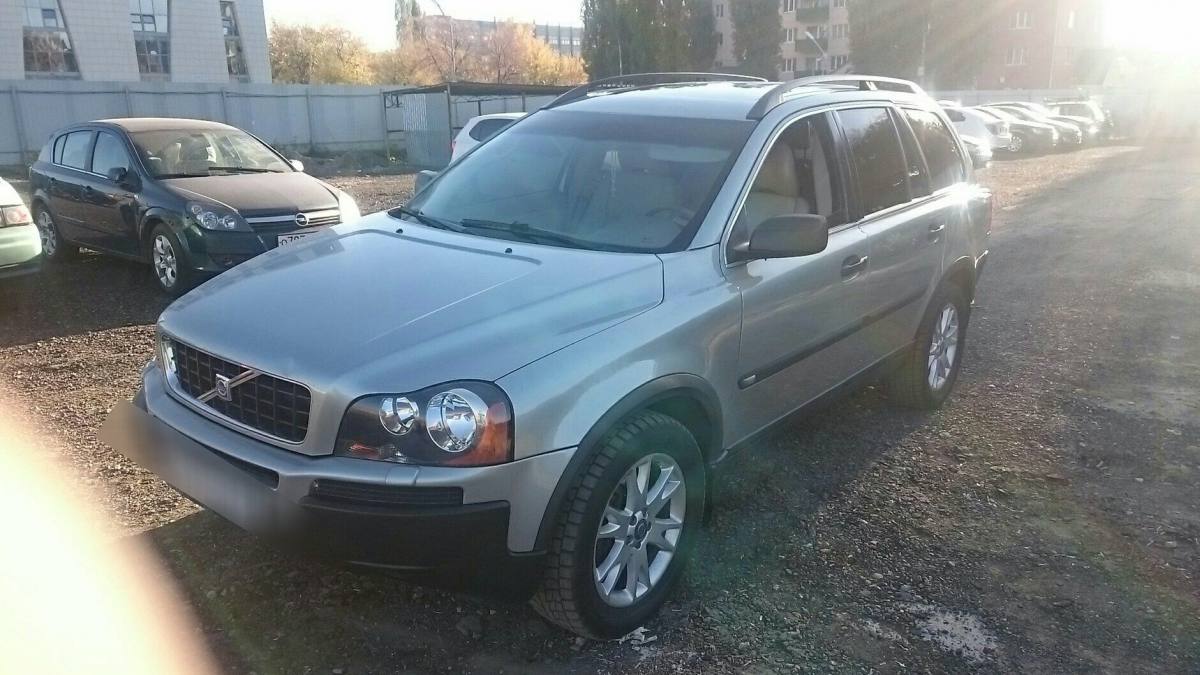 Volvo XC90 I