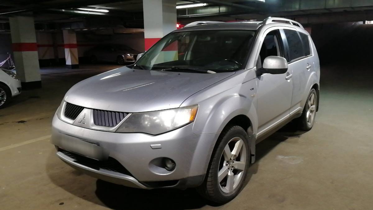 Mitsubishi Outlander II