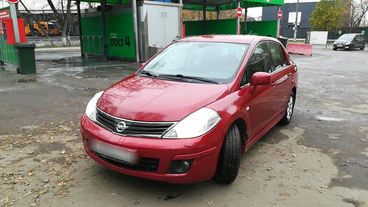 Nissan Tiida I Рестайлинг 1.6 AT (110 л.с.) [2011]