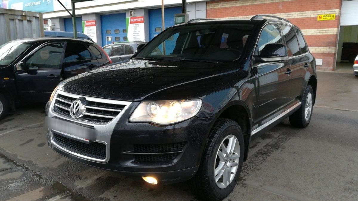 Volkswagen Touareg I Рестайлинг