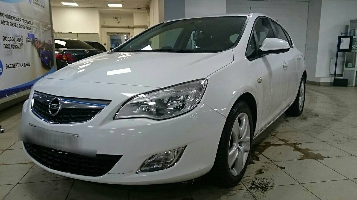 Opel Astra J