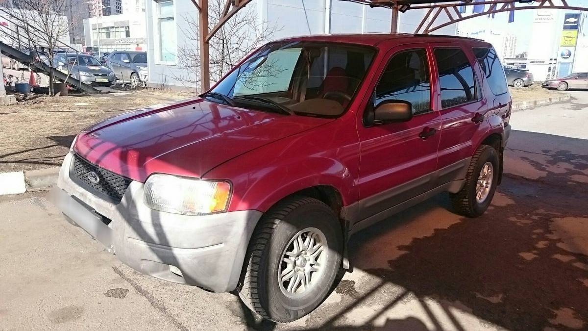 Ford Escape I 2001