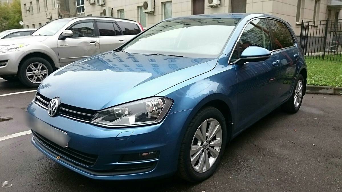 Volkswagen Golf VII