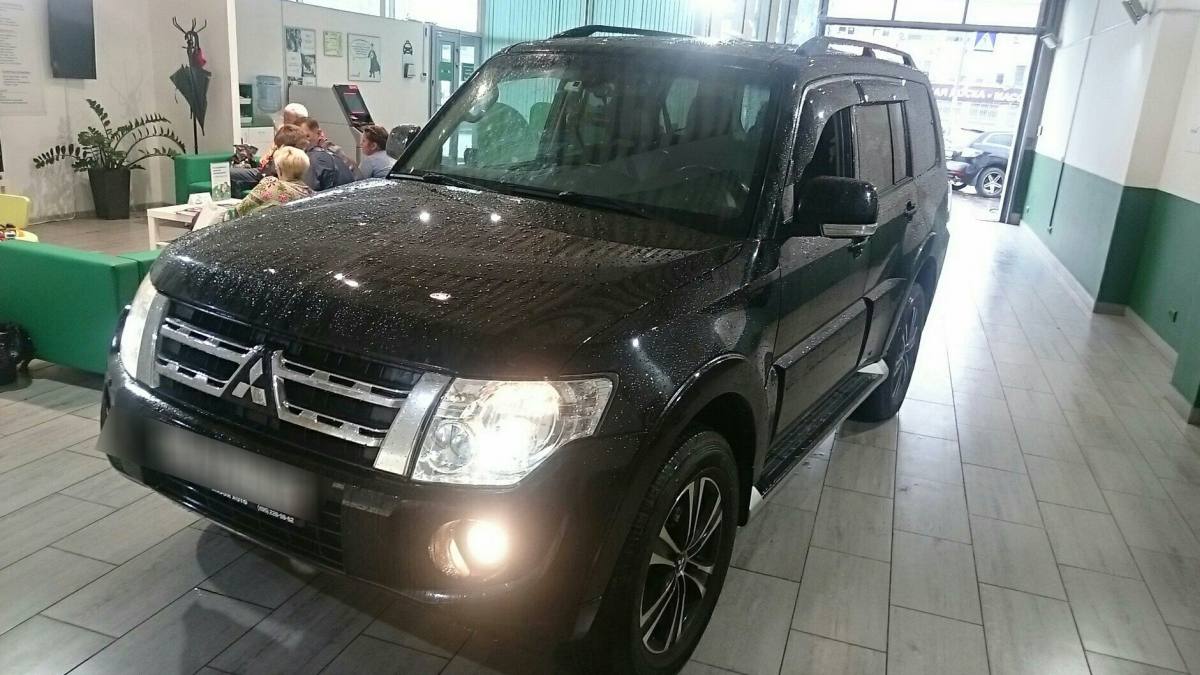 Mitsubishi Pajero IV Рестайлинг 1