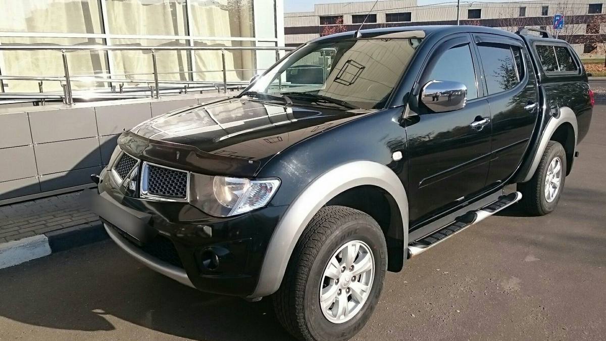 Mitsubishi L200 IV