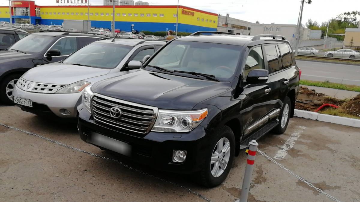 Toyota Land Cruiser 200 Series Рестайлинг