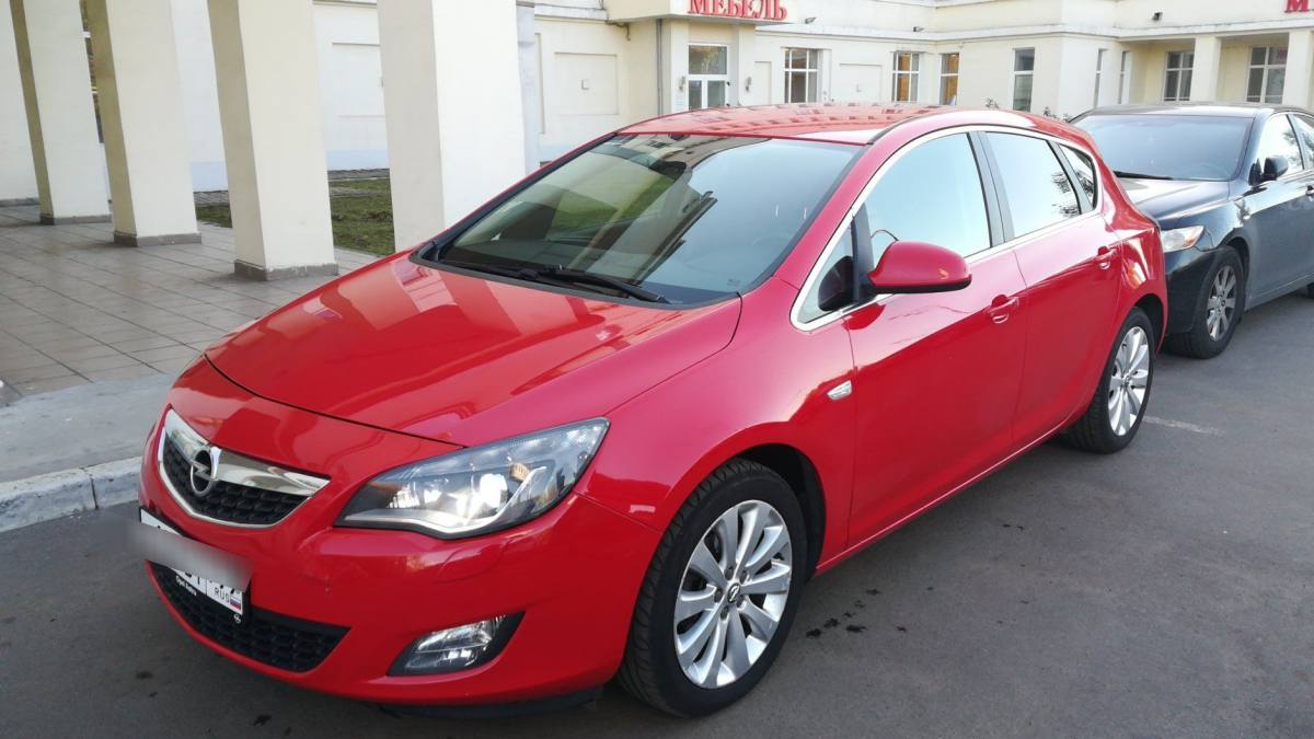 Opel Astra J